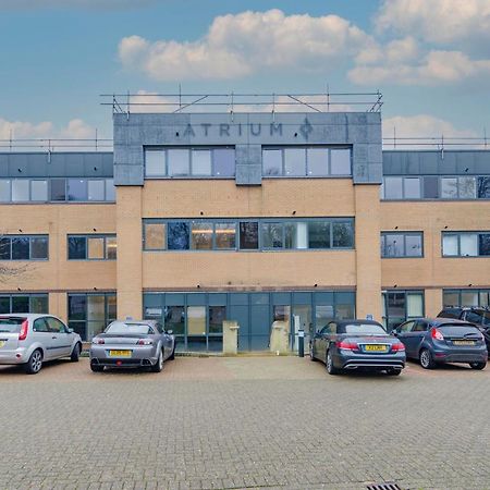 The Atrium Apartment Milton Keynes Luaran gambar