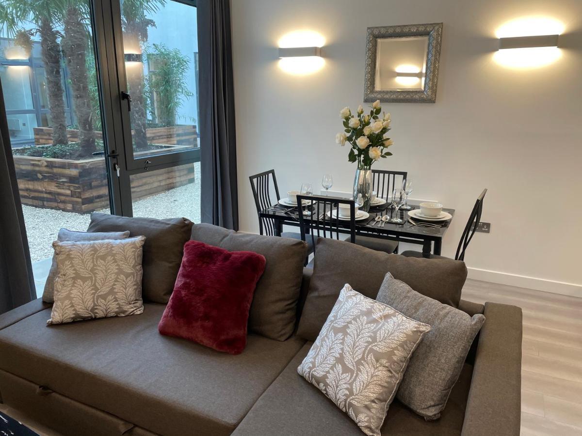 The Atrium Apartment Milton Keynes Luaran gambar
