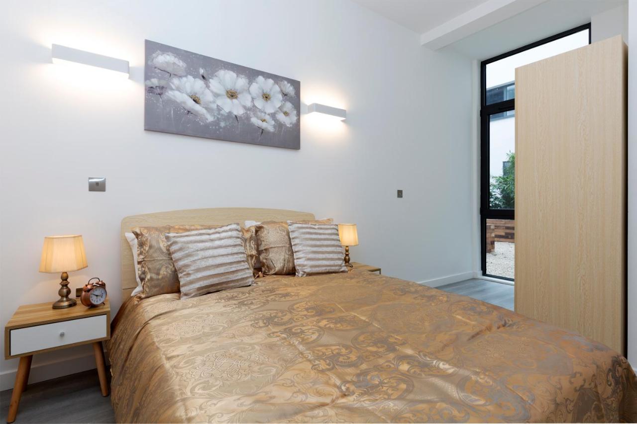 The Atrium Apartment Milton Keynes Luaran gambar