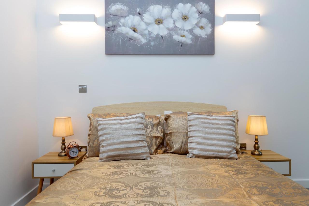 The Atrium Apartment Milton Keynes Luaran gambar