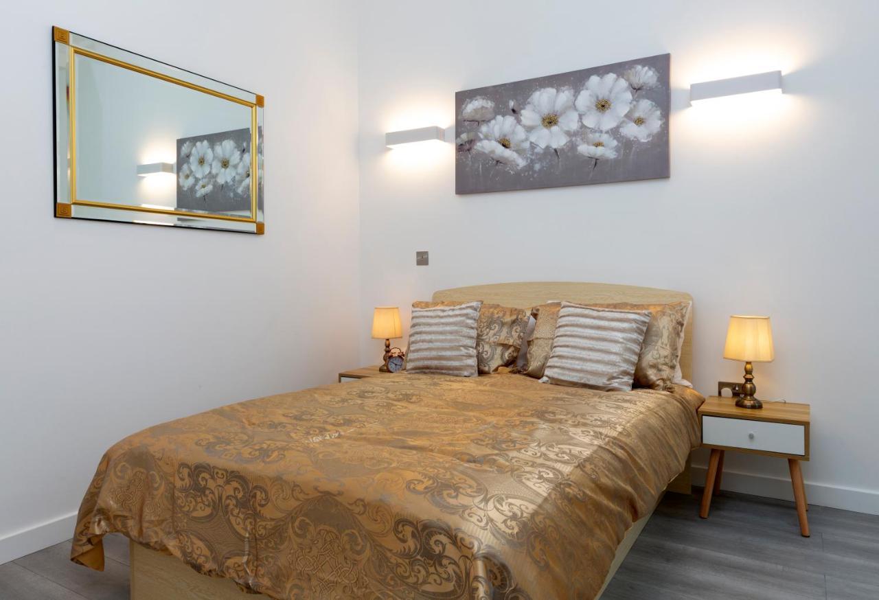 The Atrium Apartment Milton Keynes Luaran gambar
